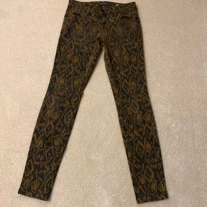 Level 99 Janice ultra skinny size 26 Approx inseam 29 1/2” brown